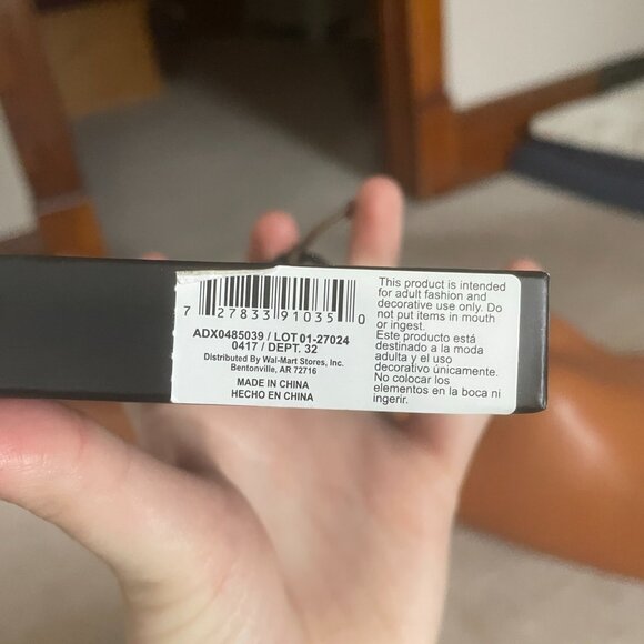 Free with bundle! - Picture 2 of 3